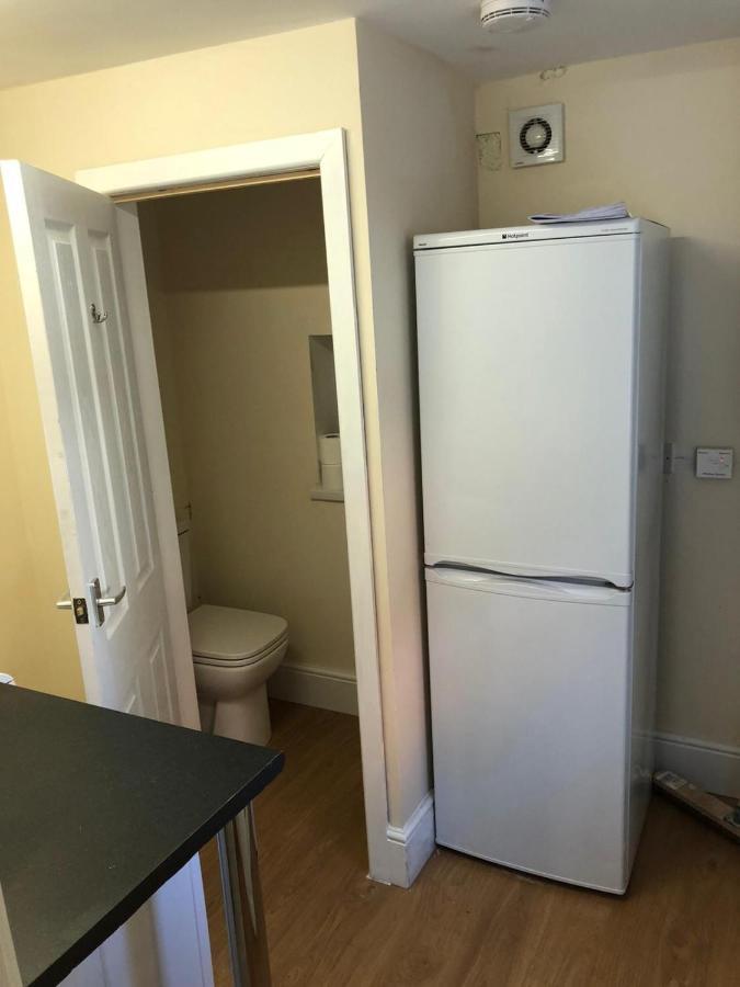 ريجلي Cannock House ~ 4 Bedrooms All With Ensuite. المظهر الخارجي الصورة